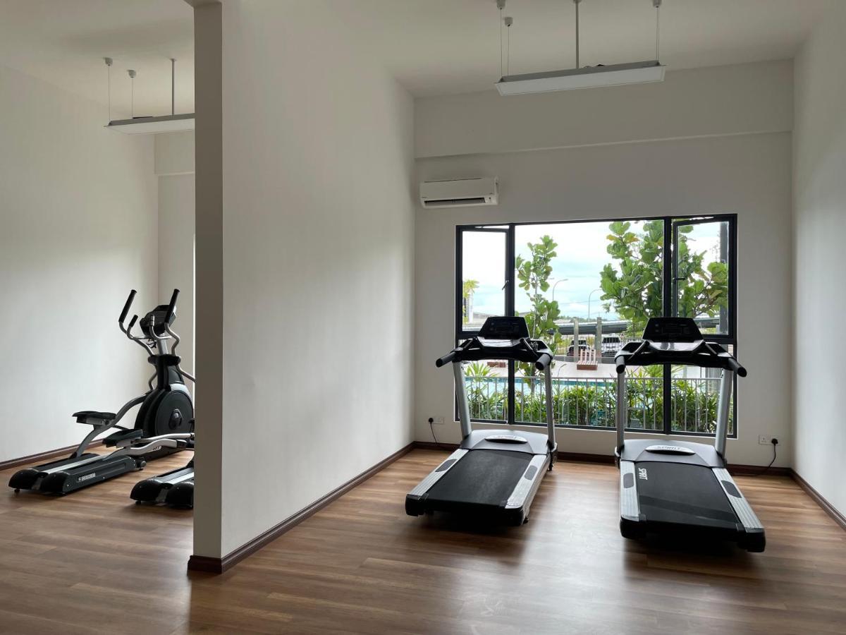 Sandakan Homestay Sea-Forest View Apartment 2R2B 海森雙景公寓 Exterior photo