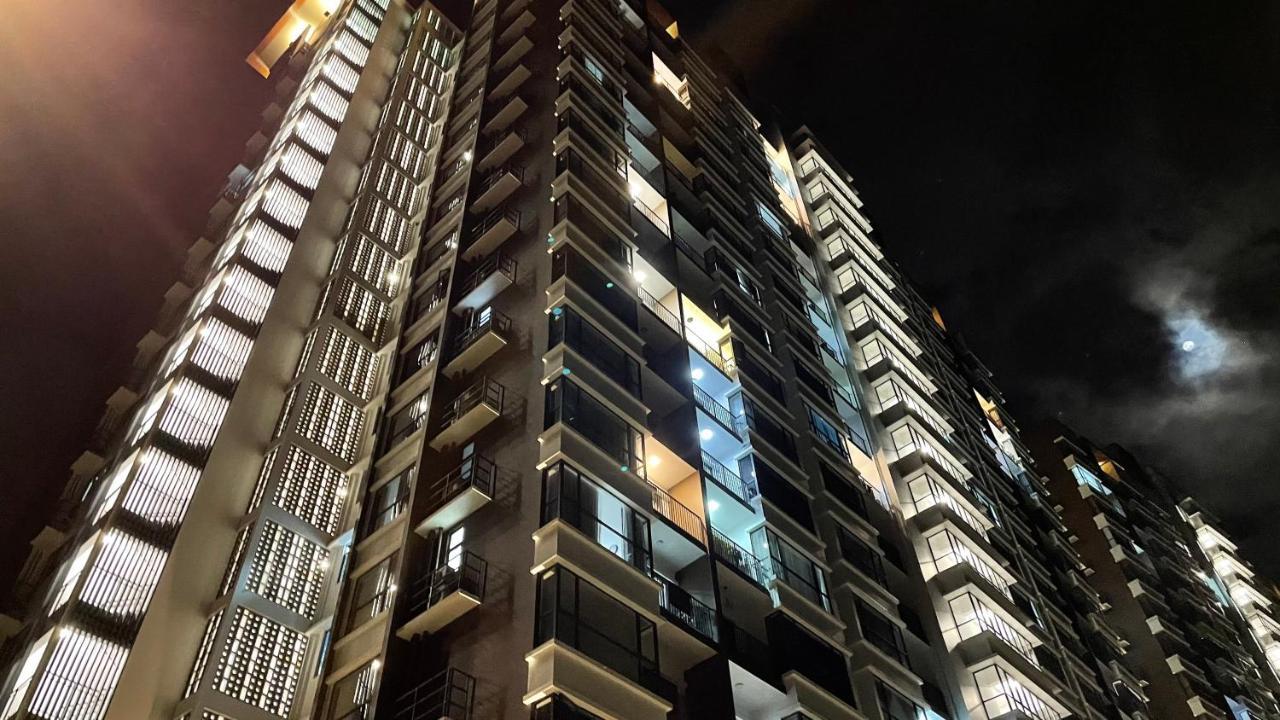 Sandakan Homestay Sea-Forest View Apartment 2R2B 海森雙景公寓 Exterior photo